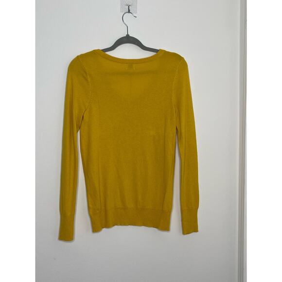 A New Day Gold Sweater Adult SIZE: SMALL MSRP: $17.99 - Picture 3 of 3